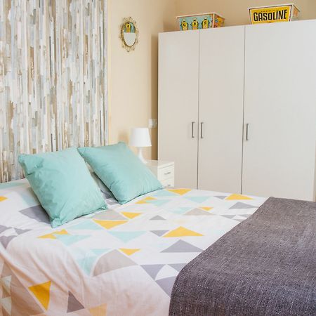 Apartment San Francisco Málaga Dış mekan fotoğraf
